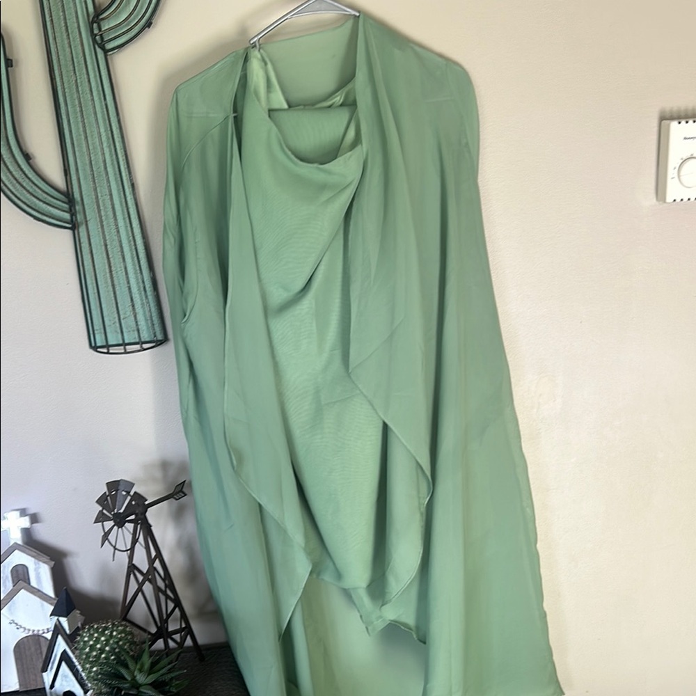 Elegant Green Women's Shawl